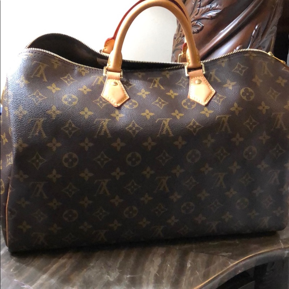Louis Vuitton speedy 40